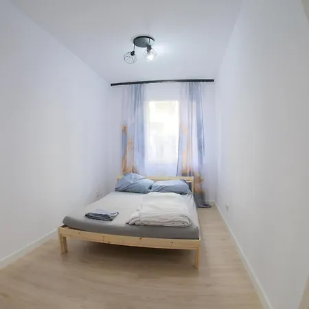 Ceglana 68metrow * 카토비체